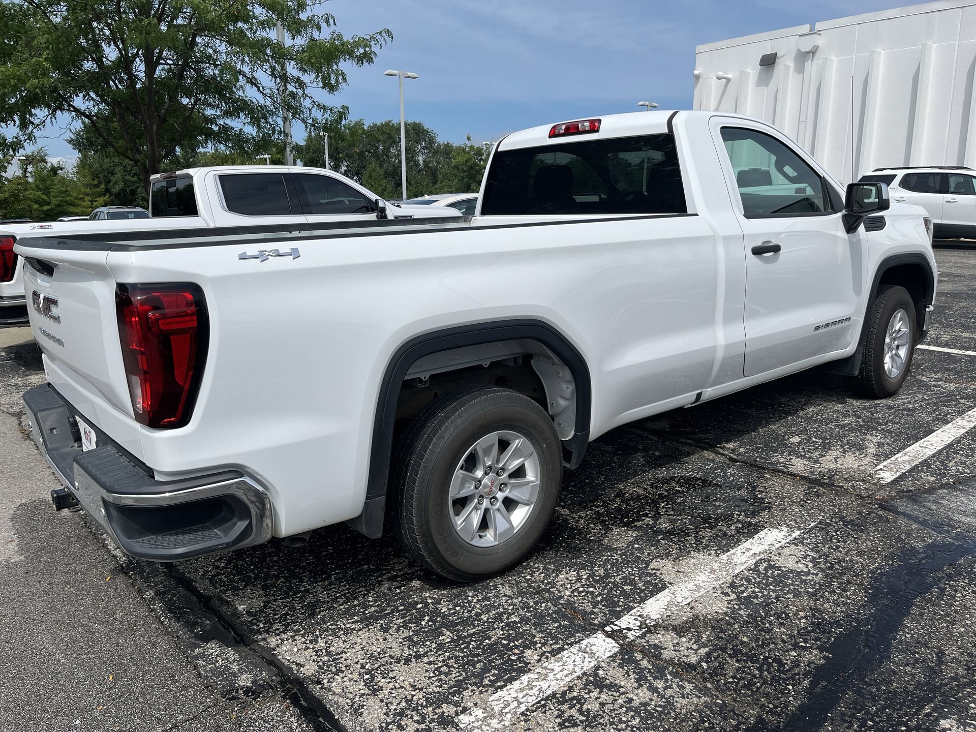 Used 2024 GMC Sierra 1500 Pro w/ Pro Value Package AWD/4WD image 13
