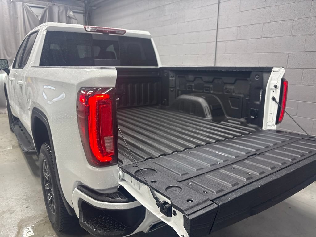 Used 2024 GMC Sierra 1500 AT4 w/ Technology Package AWD/4WD image 25