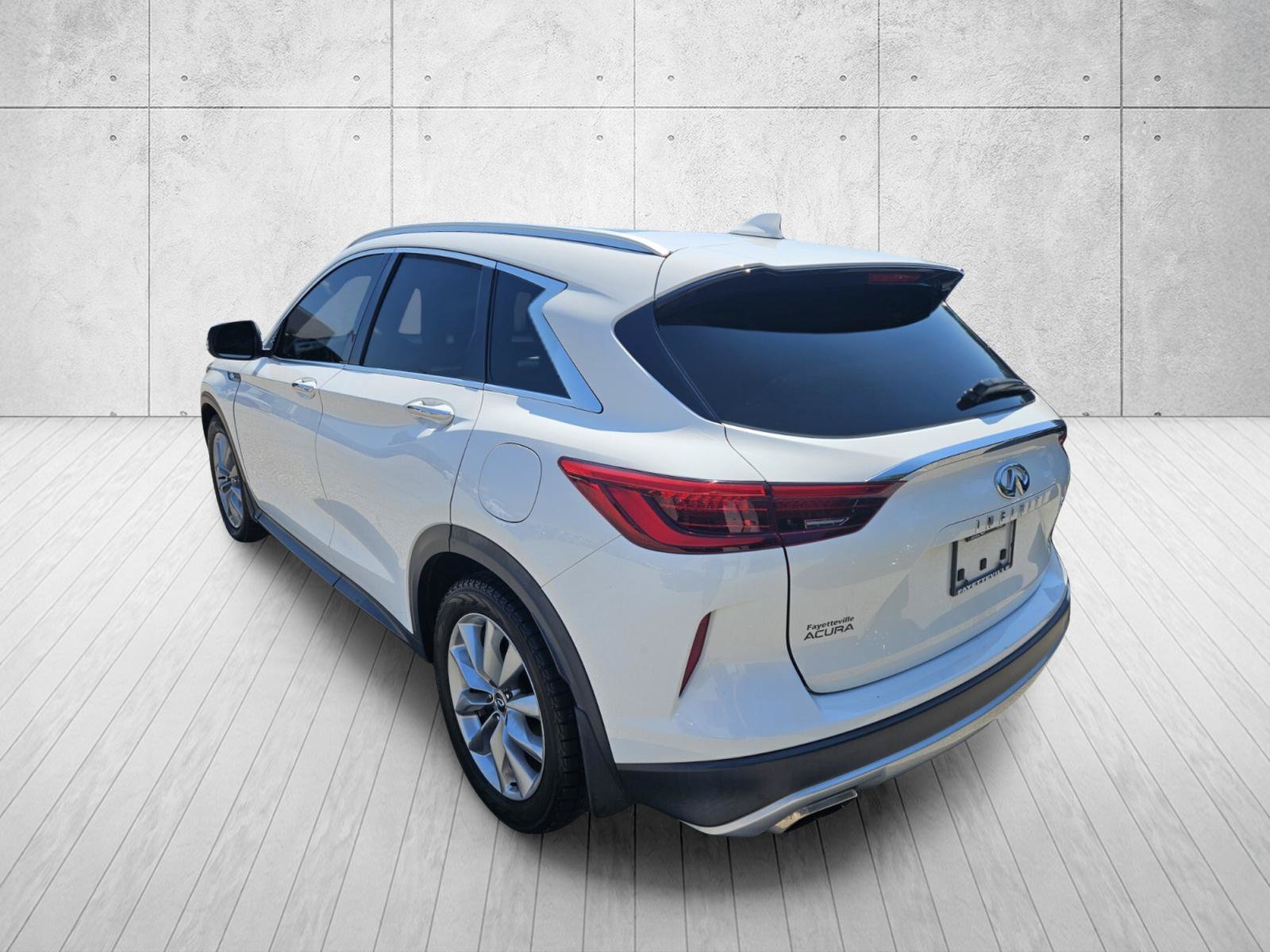 Used 2019 INFINITI QX50 Luxe FWD image 9