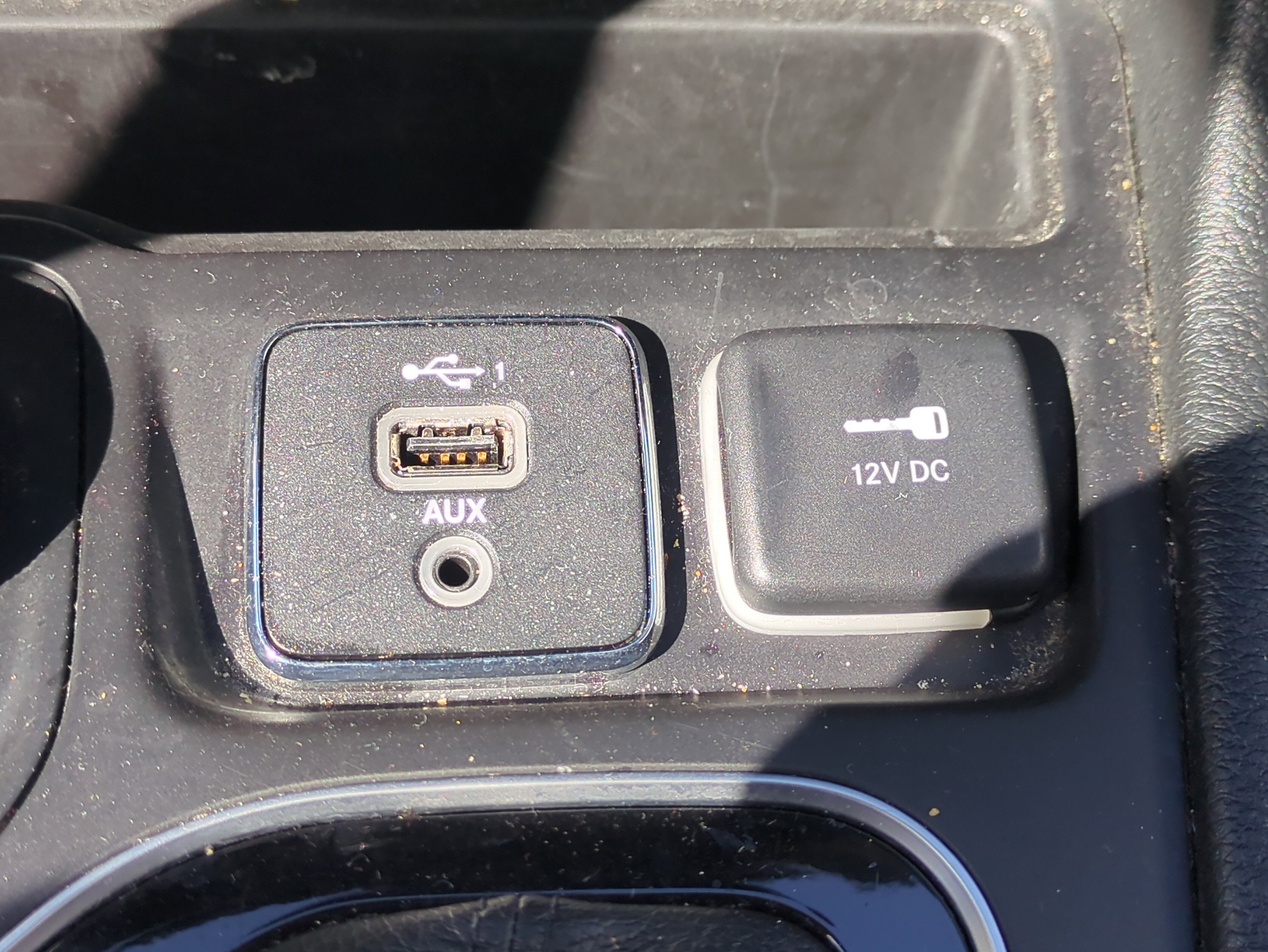 Certified 2023 Jeep Cherokee Altitude Lux image 24