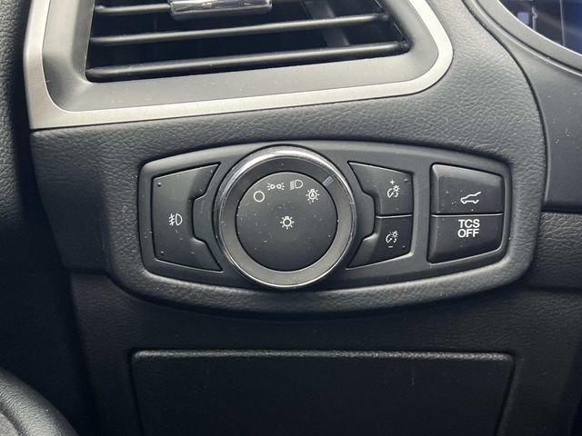 Used 2023 Ford Edge ST-Line w/ Class II Trailer Tow Package image 29