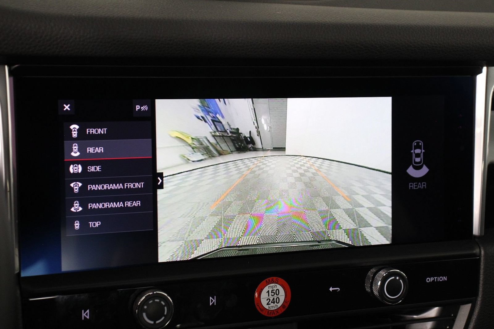 Certified 2026 Porsche Macan AWD/4WD image 17