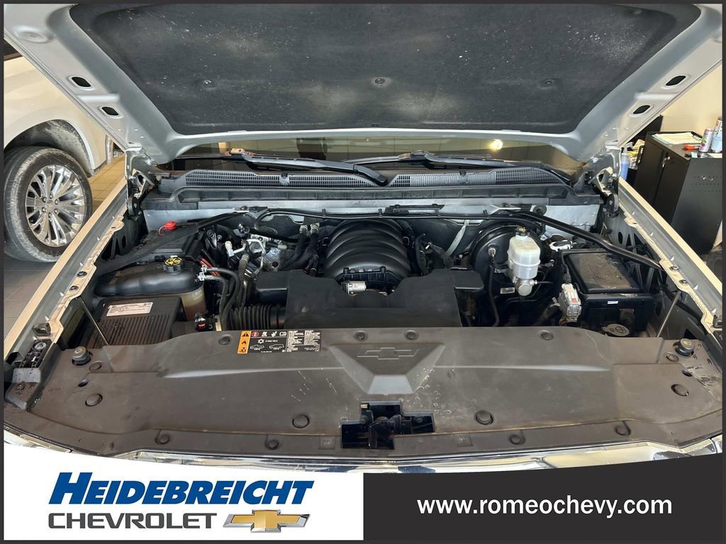 Used 2018 Chevrolet Silverado 1500 LT w/ Trailering Package AWD/4WD image 9