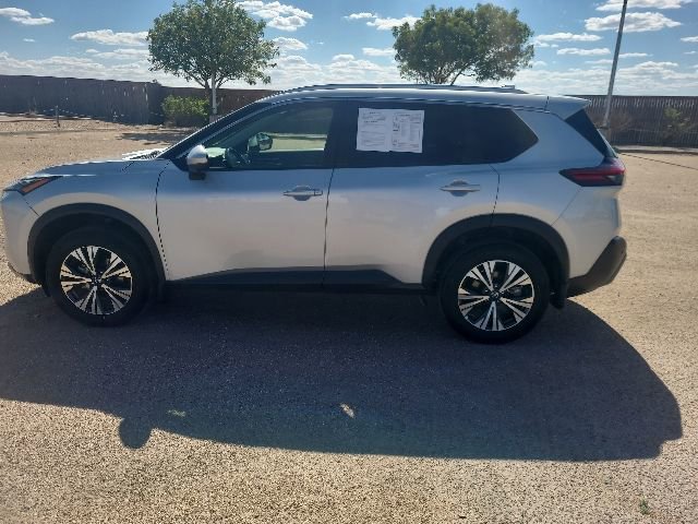 Used 2021 Nissan Rogue SV w/ Premium Package FWD image 9