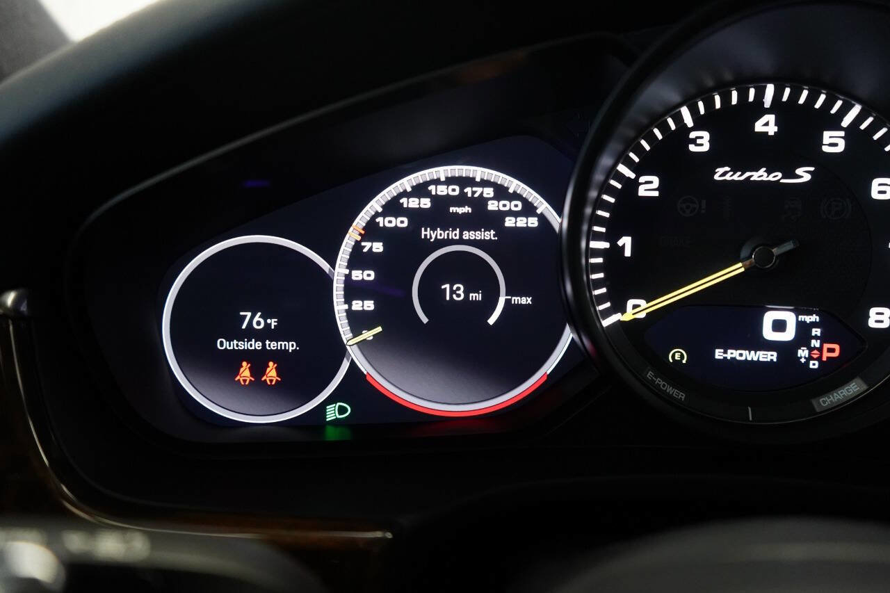 Used 2023 Porsche Panamera Turbo S image 99