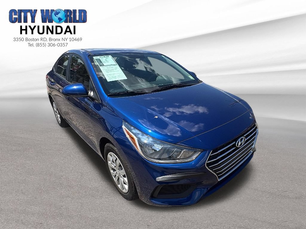 Used 2022 Hyundai Accent SE w/ Cargo Package FWD image 7