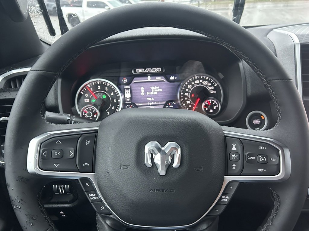New 2026 RAM 1500 4x4 Crew Cab image 13