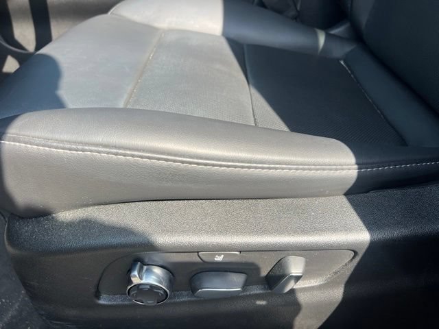 Used 2024 Cadillac XT4 Premium Luxury AWD/4WD image 27