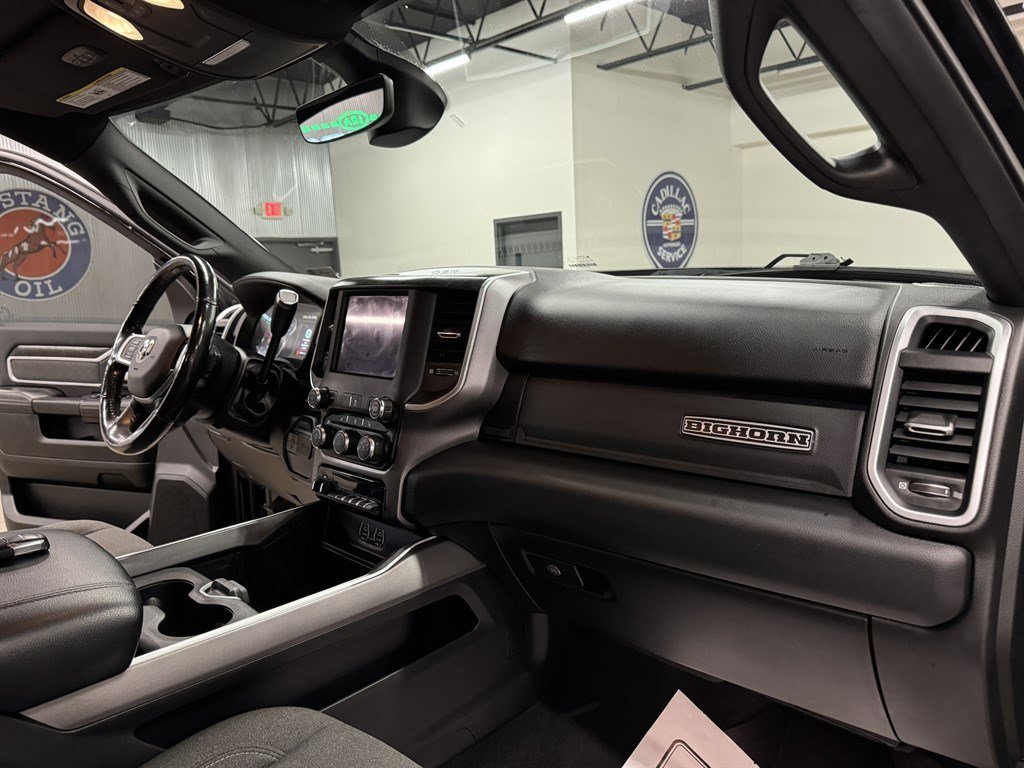 Used 2019 RAM 2500 Big Horn w/ Black Appearance Package AWD/4WD image 39