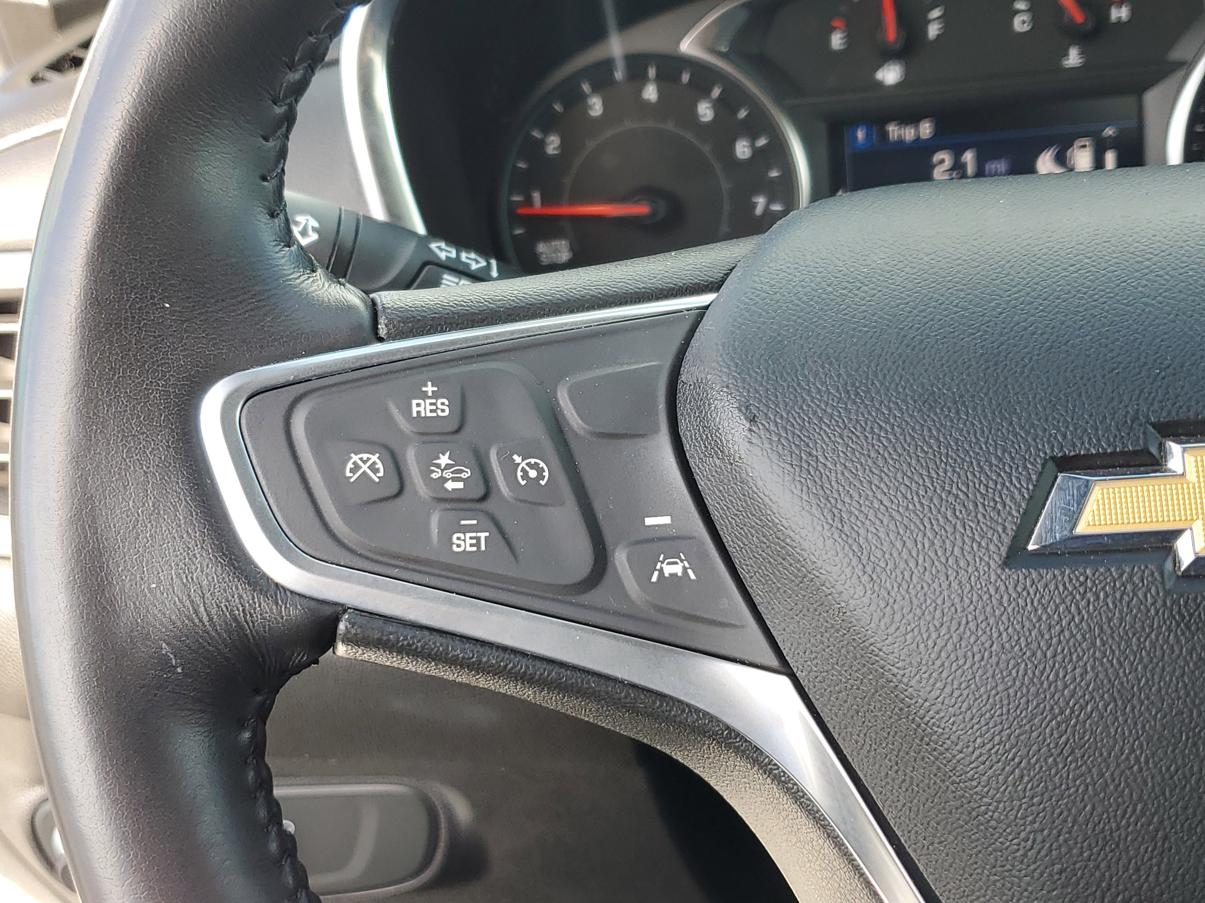 Used 2022 Chevrolet Equinox LT FWD image 22
