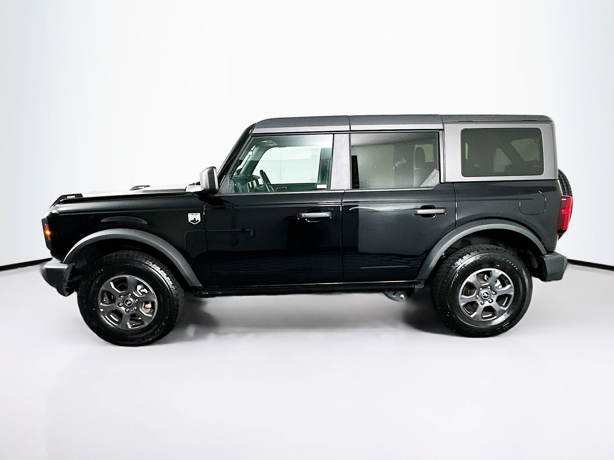 Used 2025 Ford Bronco Big Bend image 4