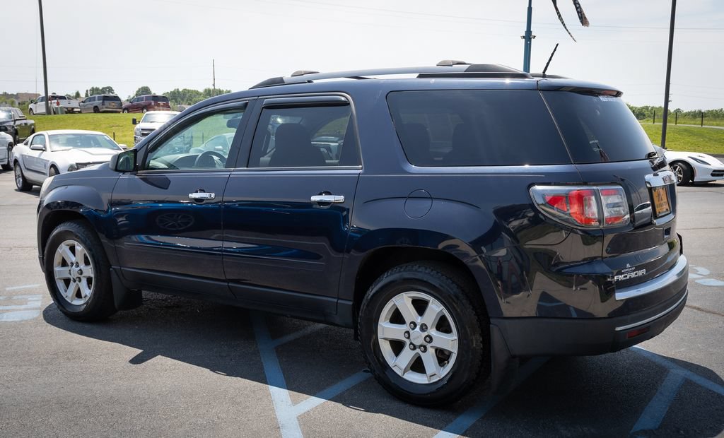 Used 2016 GMC Acadia SLE AWD/4WD image 18