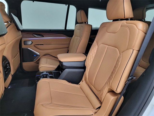 New 2025 Jeep Grand Cherokee L Summit image 15