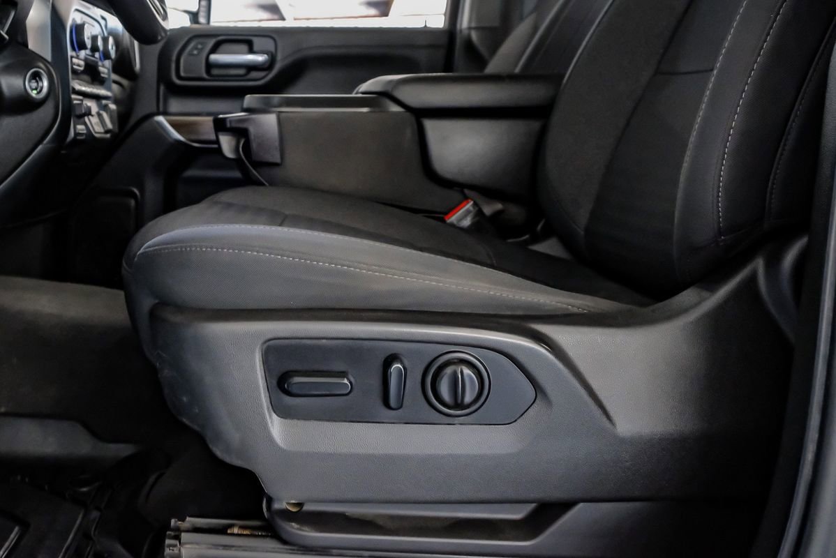 Used 2022 Chevrolet Silverado 3500 LT w/ Convenience Package image 31