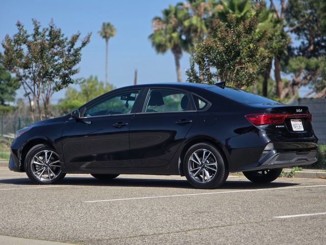 Used 2022 Kia Forte LXS FWD image 19