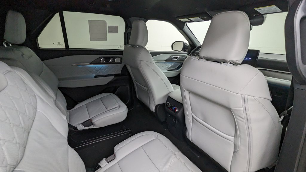 New 2027 Ford Explorer Platinum w/ LUX Leather Package AWD/4WD image 42
