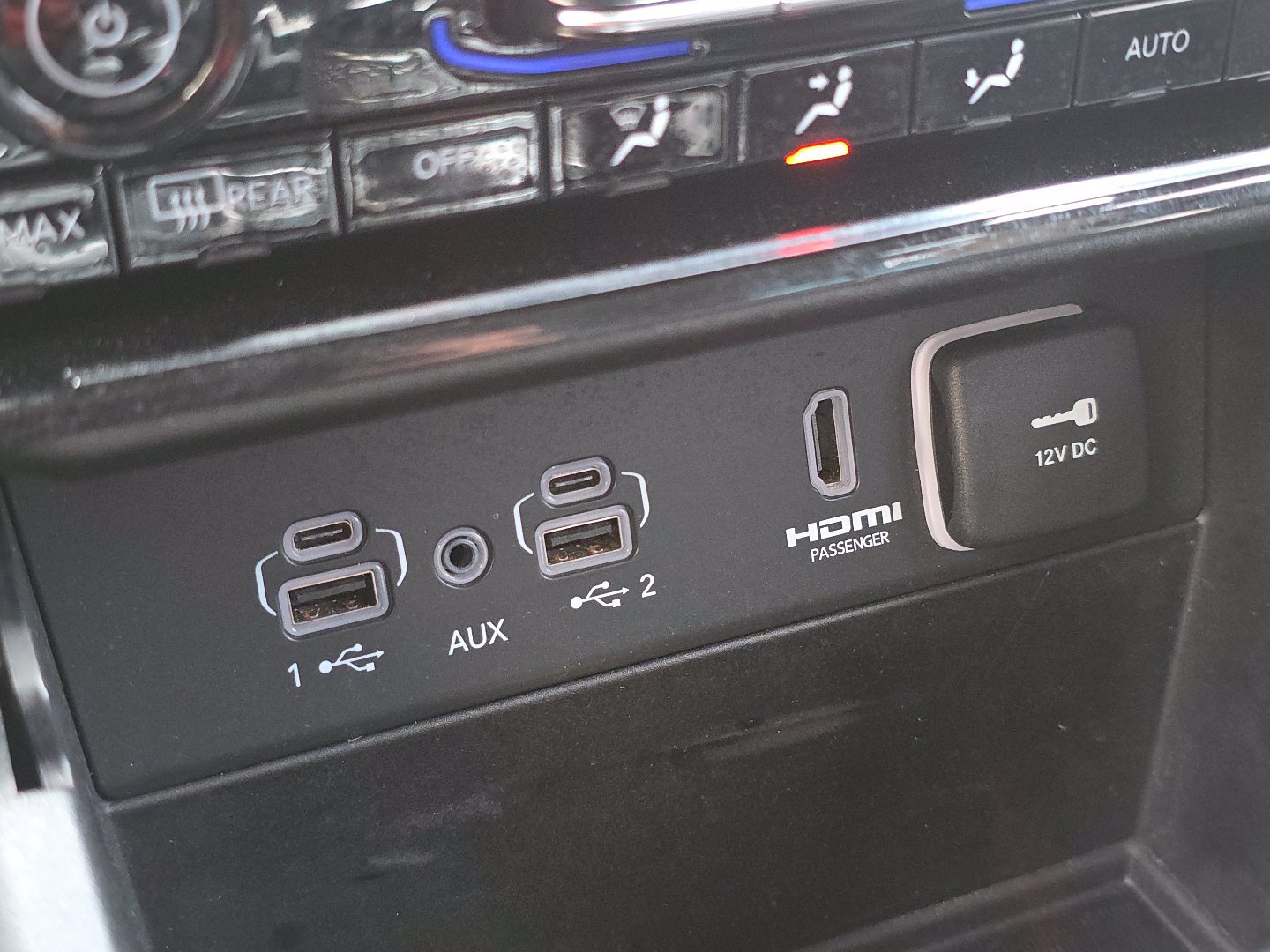 Used 2023 Jeep Grand Cherokee 4WD 4xe image 36