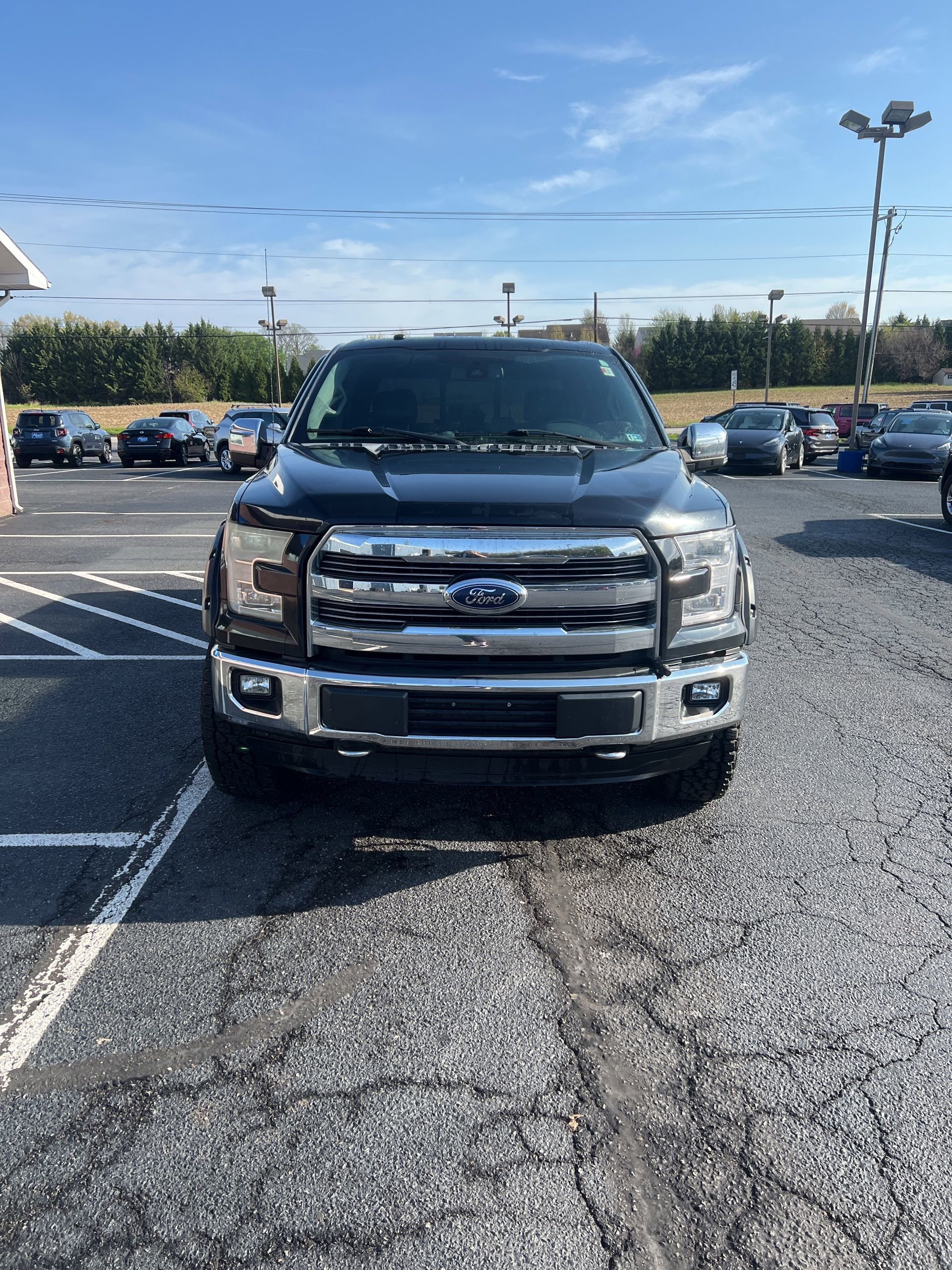 Used 2016 Ford F150 Lariat w/ Equipment Group 502A Luxury AWD/4WD image 9