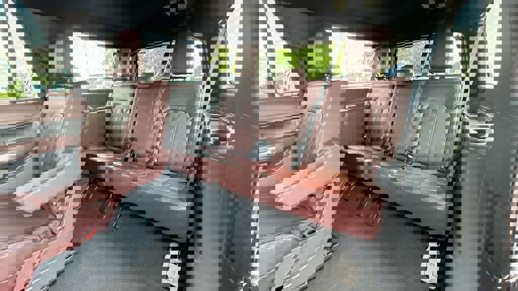 Used 2024 Ford Expedition Max Limited image 39