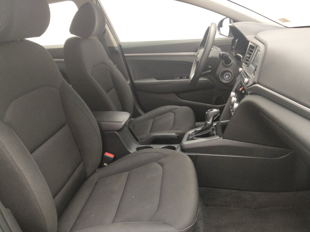 Used 2020 Hyundai Elantra SE w/ Cargo Package (C1) image 21