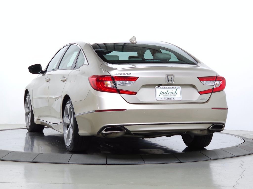 Used 2018 Honda Accord Touring image 6