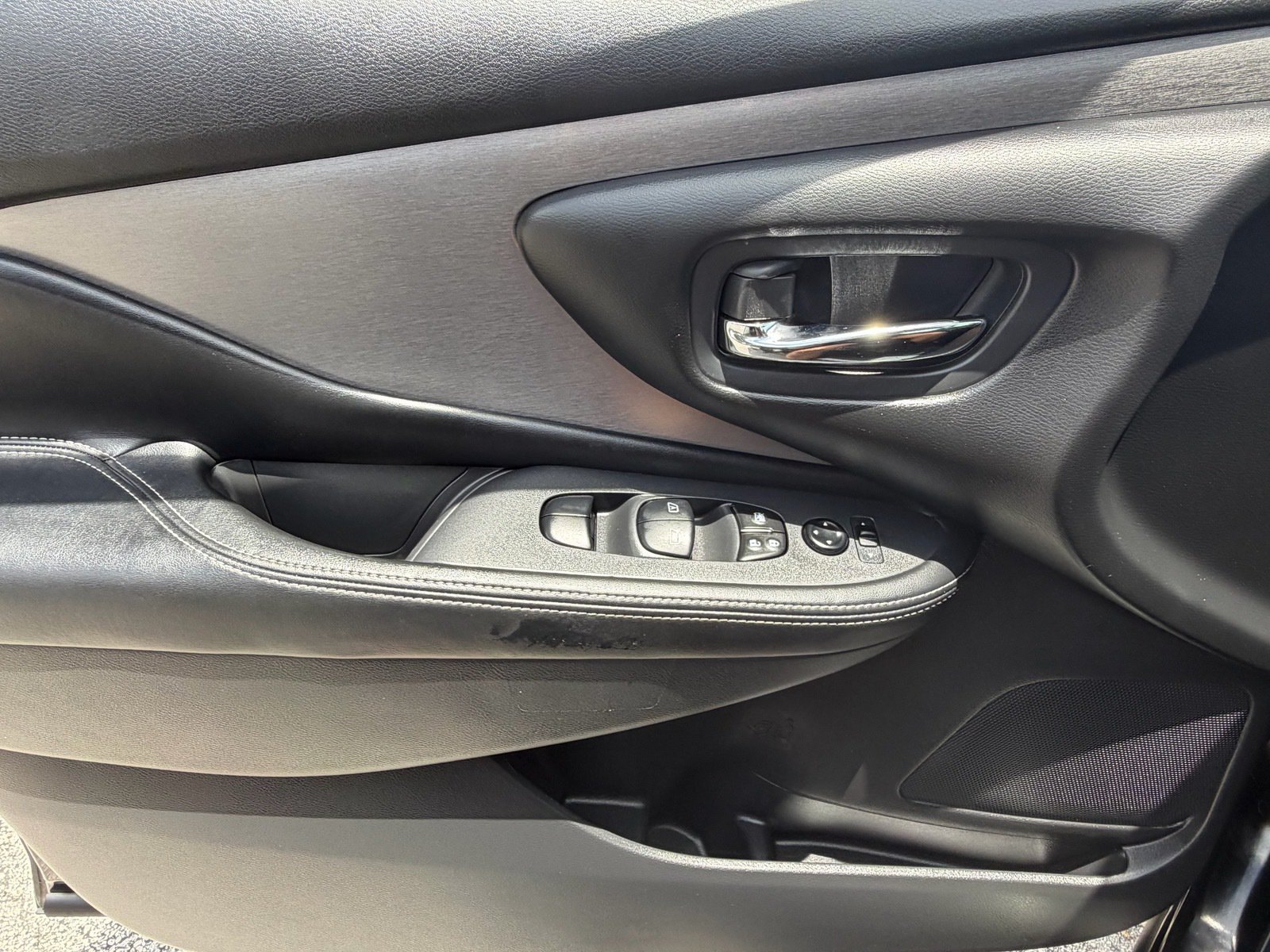 Used 2024 Nissan Murano SV w/ SV Midnight Edition Package FWD image 30