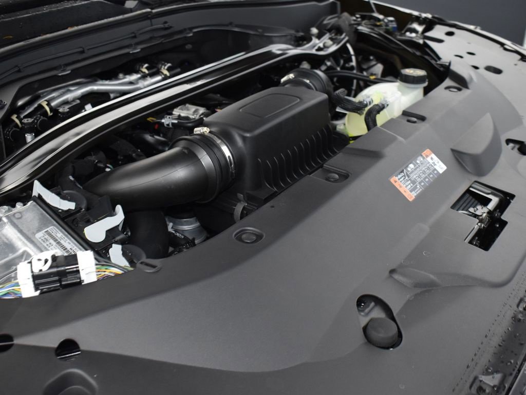 Used 2025 Lincoln Aviator AWD w/ Jet Appearance Package image 17