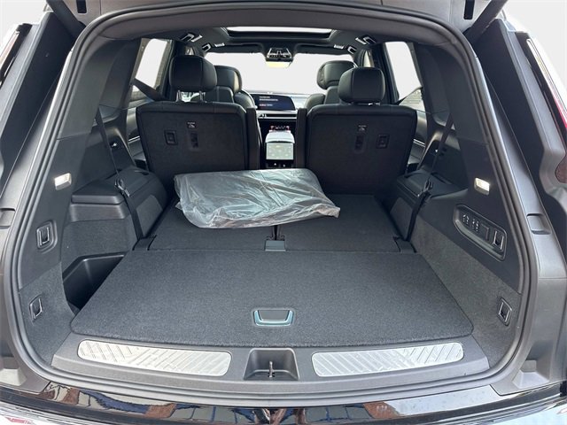 New 2026 Cadillac Vistiq Sport image 6