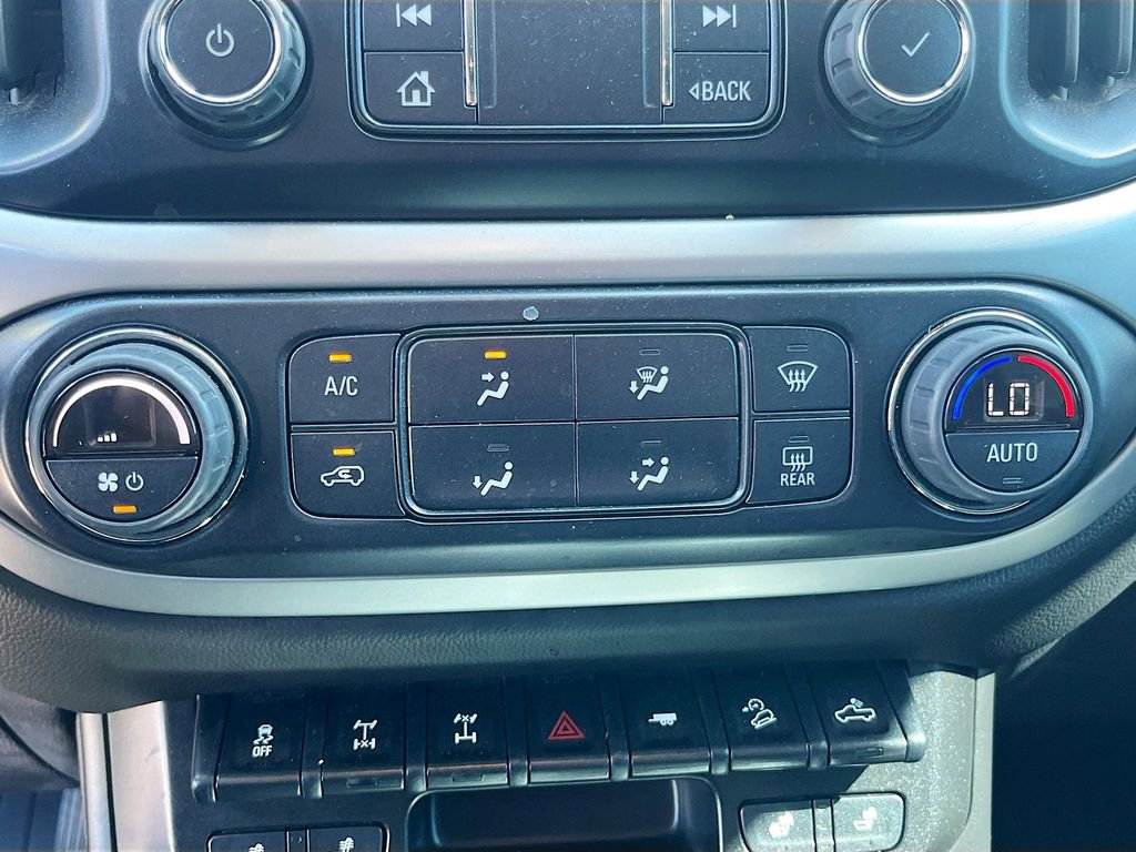 Used 2022 Chevrolet Colorado ZR2 image 16