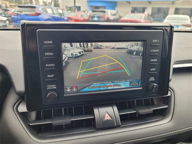 Used 2019 Toyota RAV4 LE image 17