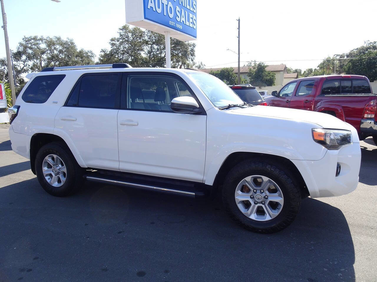 Used 2019 Toyota 4Runner 2WD image 3