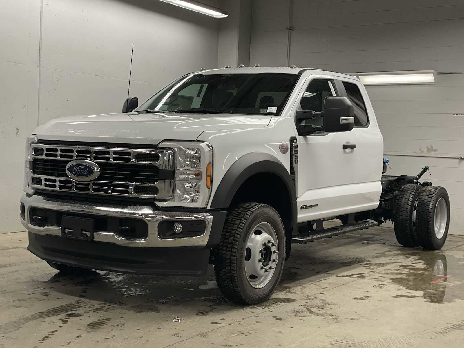 New 2024 Ford F550 4x4 SuperCab Super Duty