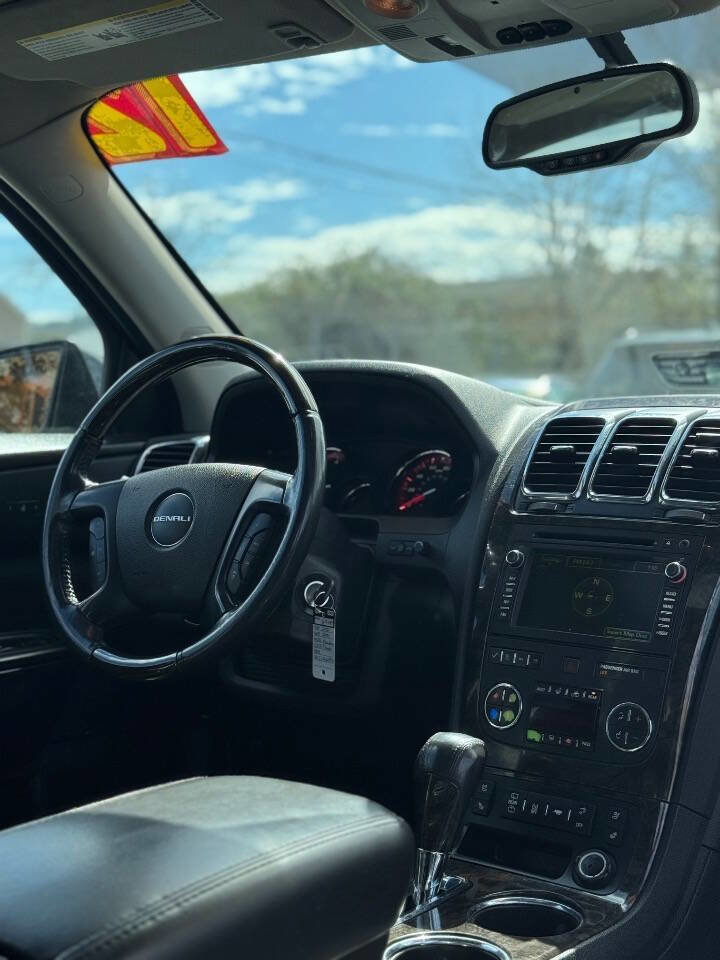 Used 2012 GMC Acadia Denali image 3