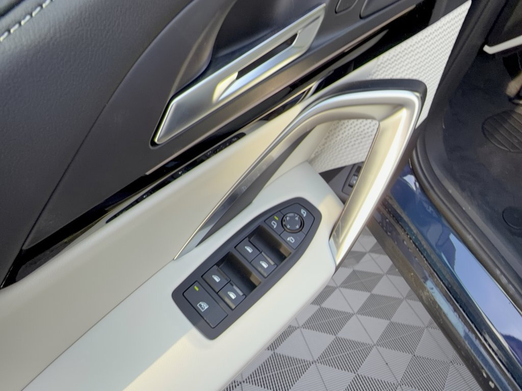 New 2027 BMW X1 xDrive28i AWD/4WD image 15