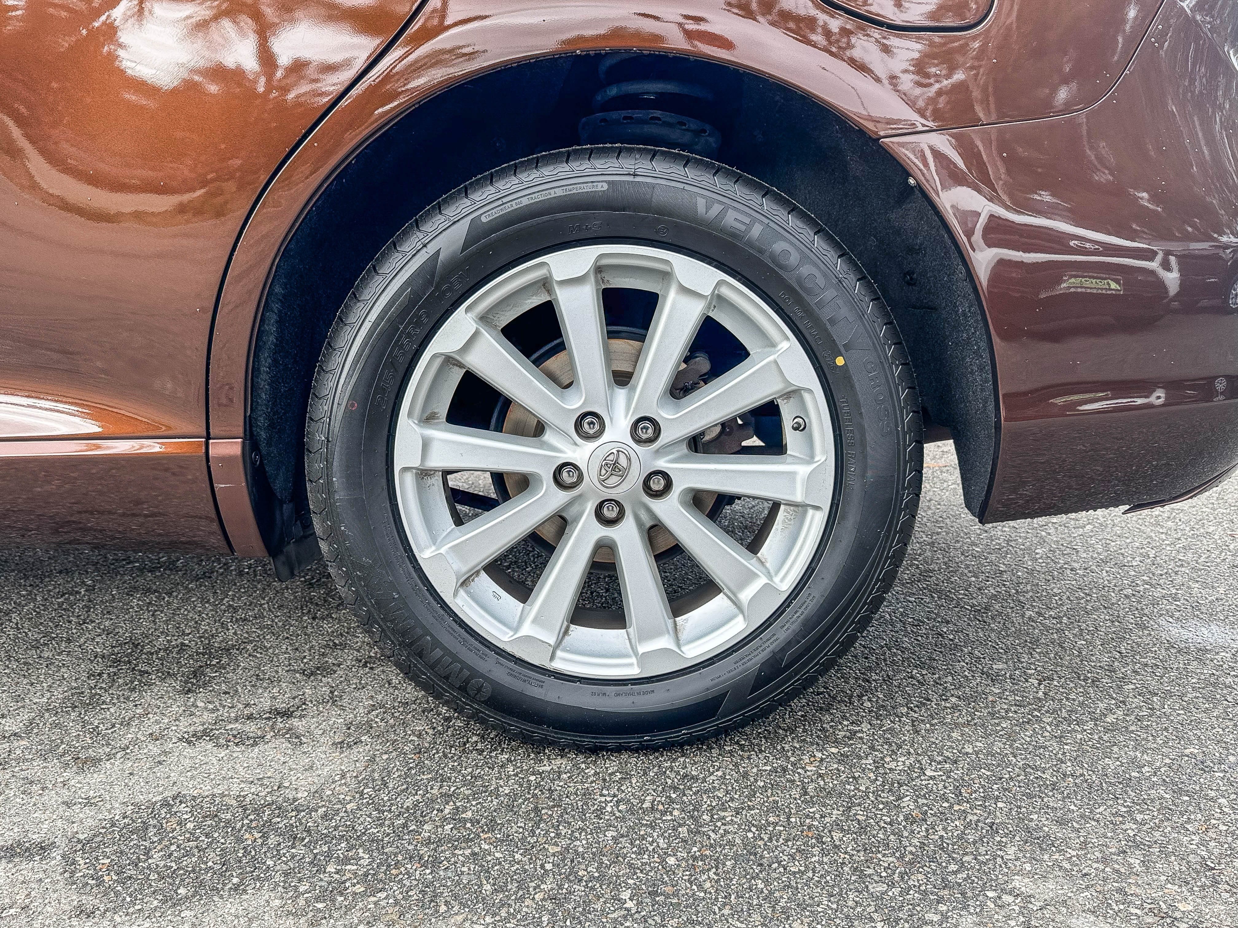 Used 2010 Toyota Venza FWD image 10