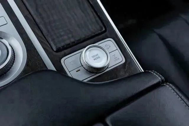 Used 2024 Genesis GV80 2.5T image 34