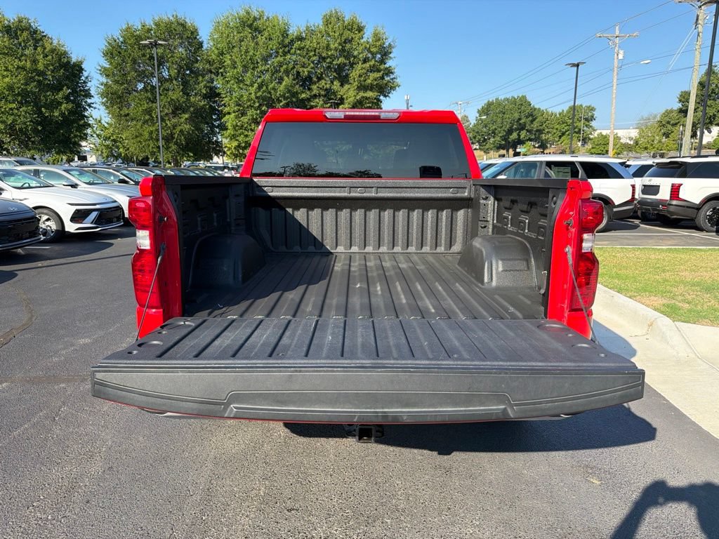 Used 2025 Chevrolet Silverado 1500 LT AWD/4WD image 8