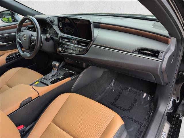 Used 2025 Lexus ES 300h w/ Premium Package FWD image 23