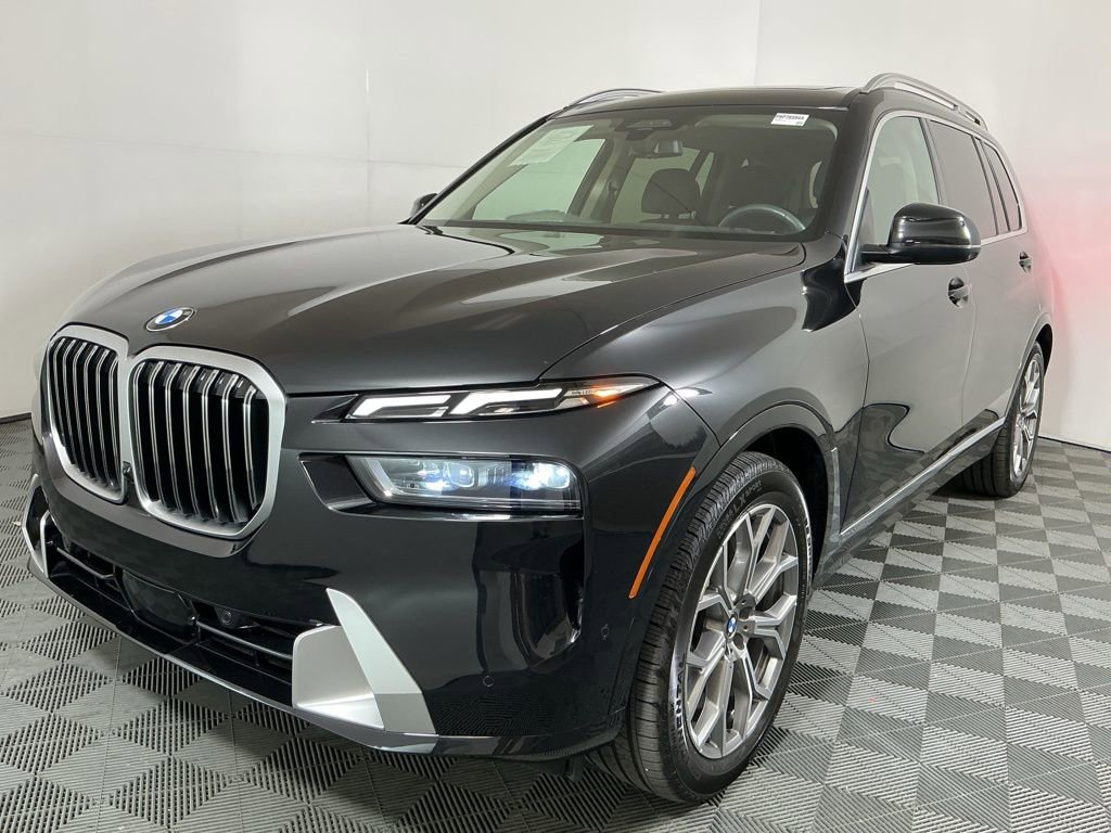 Certified 2023 BMW X7 xDrive40i w/ Premium Package image 2