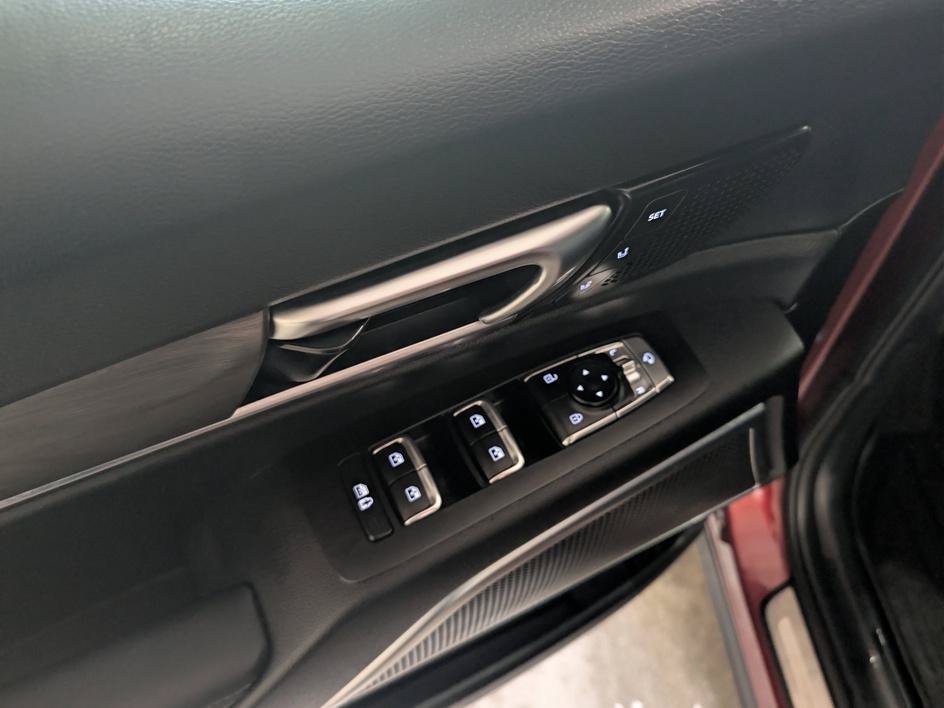Used 2023 Kia Telluride SX X-Line AWD/4WD image 8