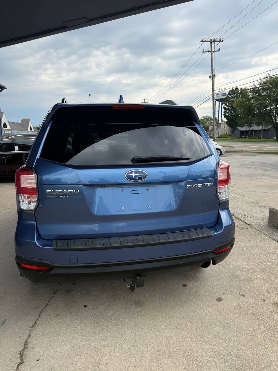 Used 2018 Subaru Forester 2.5i Touring AWD/4WD image 5