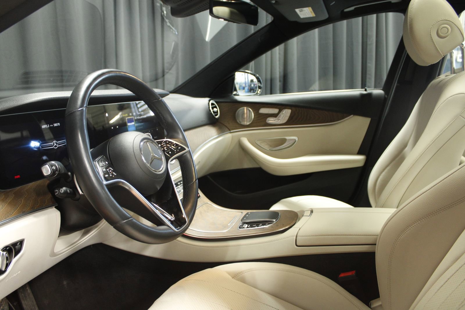 Used 2022 Mercedes-Benz E 350 4MATIC Sedan image 28