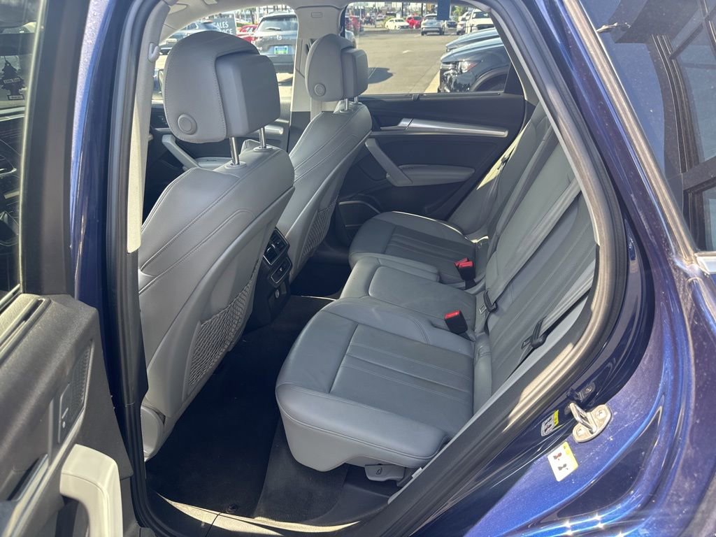 Used 2018 Audi Q5 Prestige w/ Prestige Package AWD/4WD image 11
