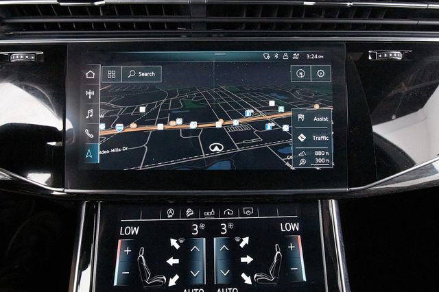 Used 2020 Audi Q8 Premium Plus w/ Premium Plus Package AWD/4WD image 13
