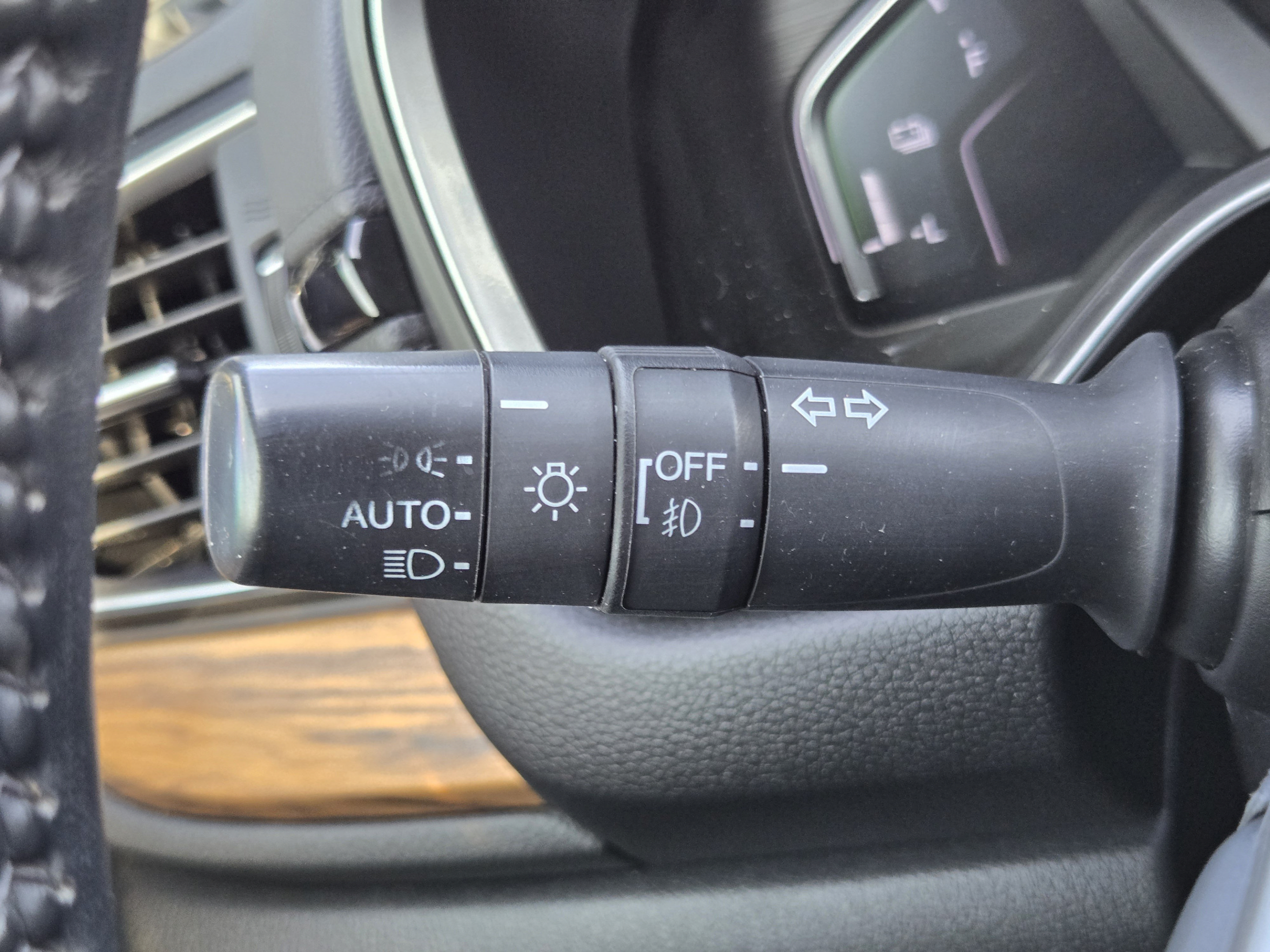 Used 2021 Honda CR-V Touring image 19