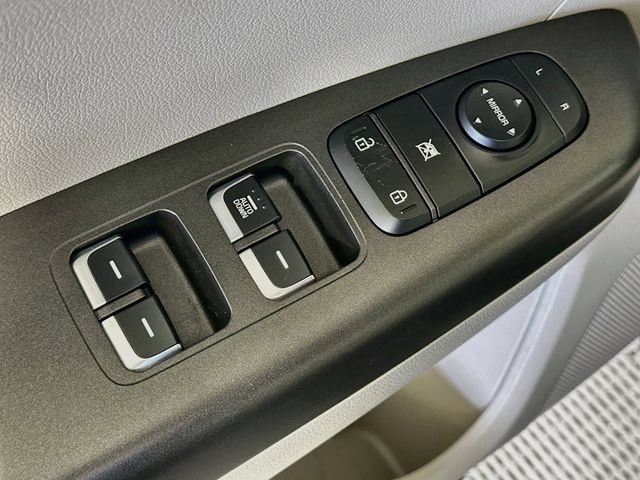 Used 2022 Kia Sportage LX FWD image 19