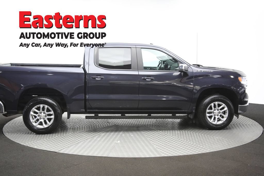 Used 2022 Chevrolet Silverado 1500 LT AWD/4WD image 44