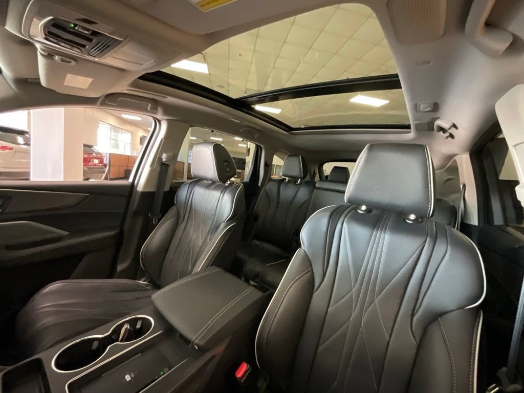 Certified 2026 Acura MDX w/ Advance Package AWD/4WD image 11