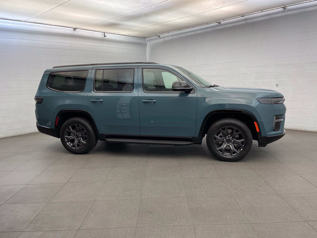 New 2026 Jeep Grand Wagoneer Limited AWD/4WD image 2