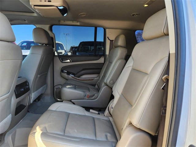 Used 2020 Chevrolet Suburban Premier image 24